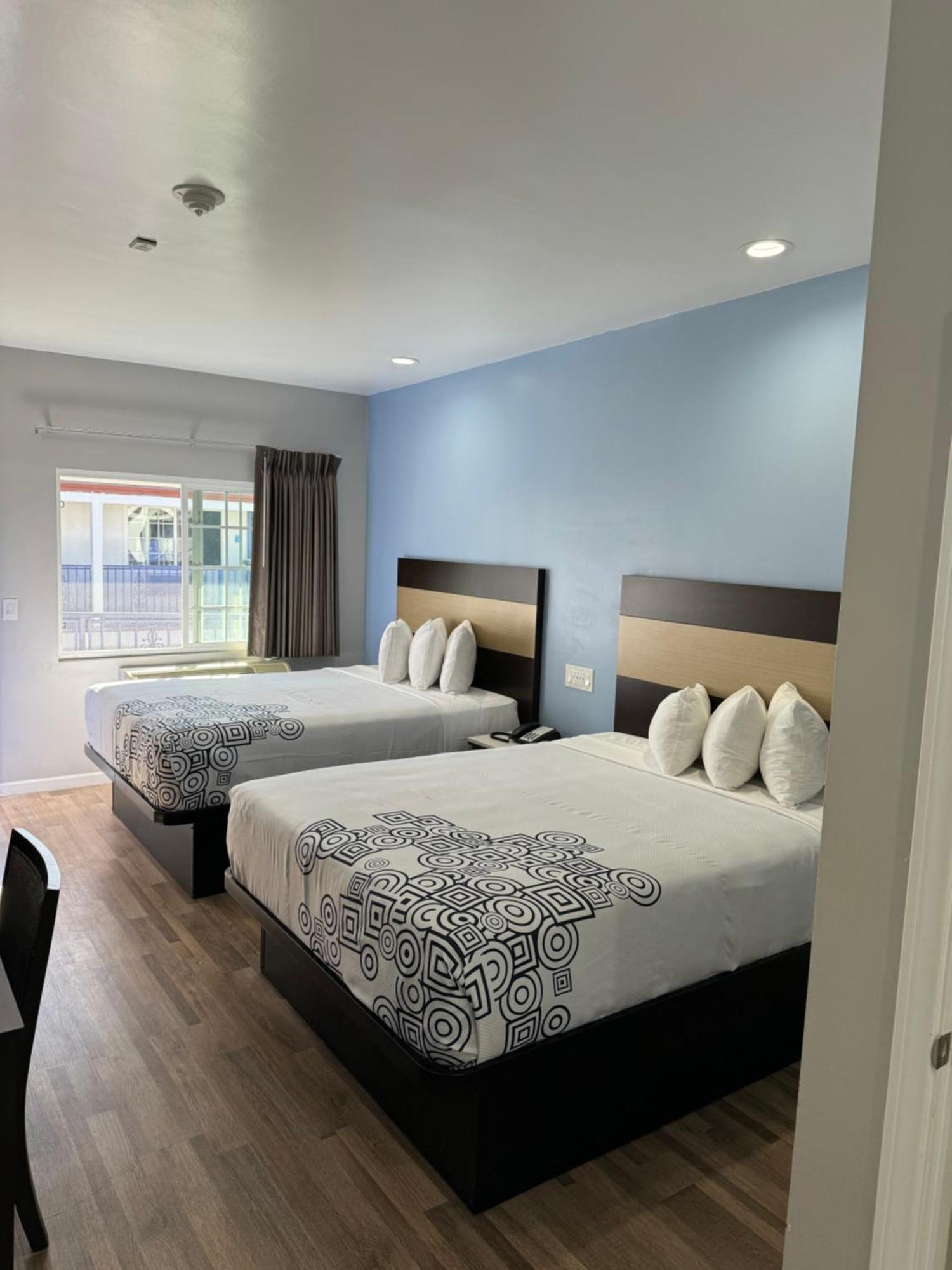 רדונדו ביץ' Moonlite Inn מראה חיצוני תמונה