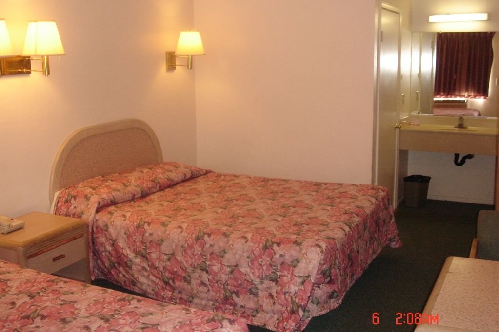 רדונדו ביץ' Moonlite Inn חדר תמונה